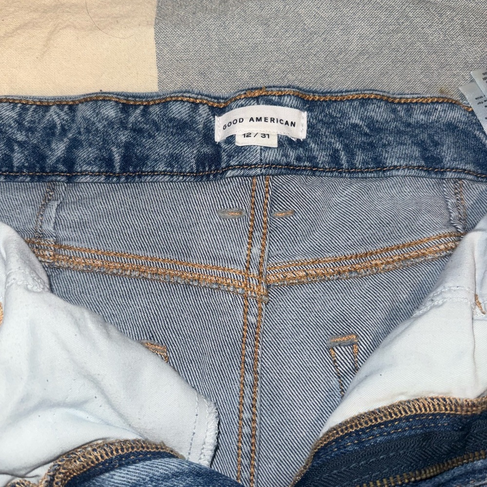 Good American Medium Light Blue Denim Jeans